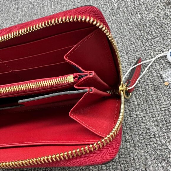 100% Authentic Gucci Leather Wallet - Picture 12 of 12